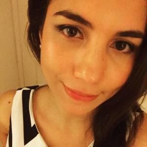 Meet your Posher, Zenelia